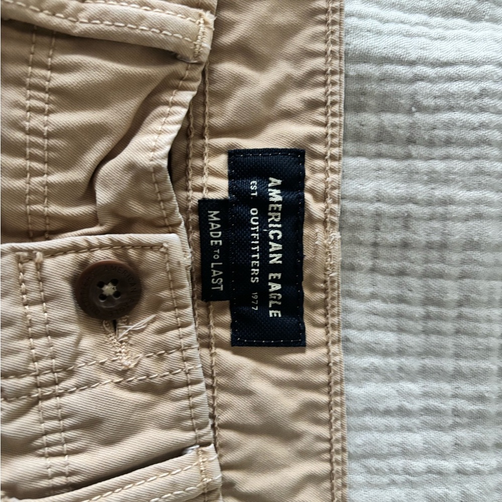 American Eagle Original Straight Pants. 30x30